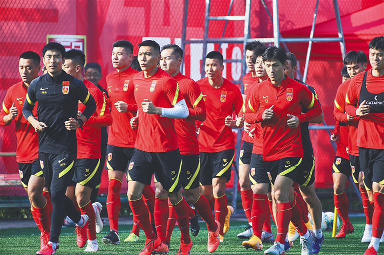 英超凯帕屡献神扑!切尔西00布伦特福德终结连胜