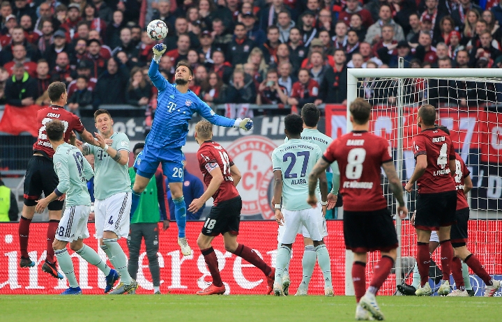 《战争机器5》：好游戏无需多说，封神的射击游戏