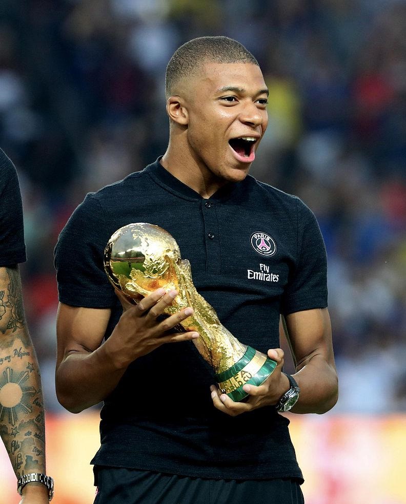 1亿买个没踢过五大联赛的年轻人切尔西真疯了吗？